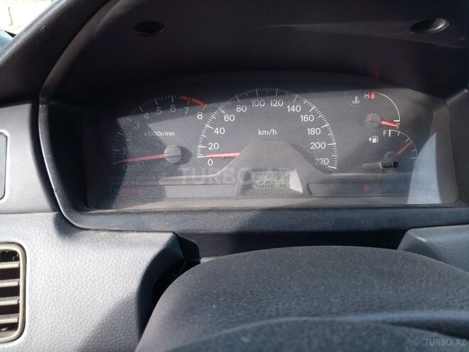 Mitsubishi Lancer 2005, 400,000 km - 1.3 l - Bakı