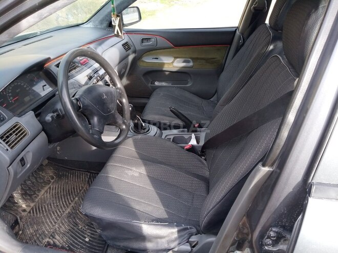 Mitsubishi Lancer 2005, 400,000 km - 1.3 l - Bakı