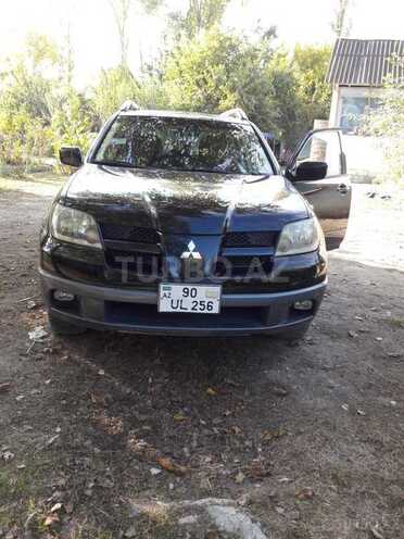 Mitsubishi Outlander 2003, 196,000 km - 2.4 л - Bakı