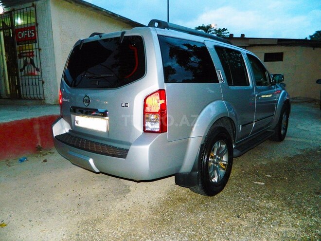 Nissan Pathfinder 2011, 110,000 km - 4.0 л - Bakı