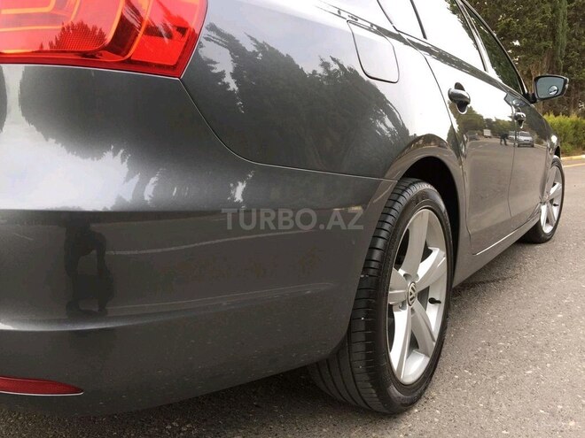 Volkswagen Jetta 2013, 94,000 km - 1.8 л - Sumqayıt