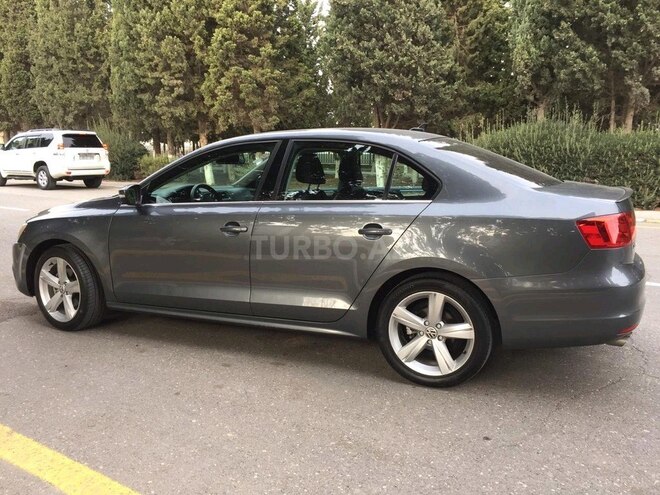 Volkswagen Jetta 2013, 94,000 km - 1.8 л - Sumqayıt