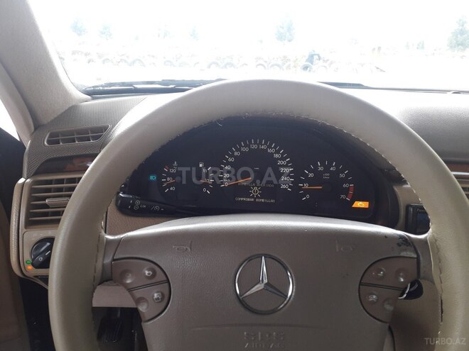 Mercedes E 240 2001, 250,000 km - 2.6 l - Bakı