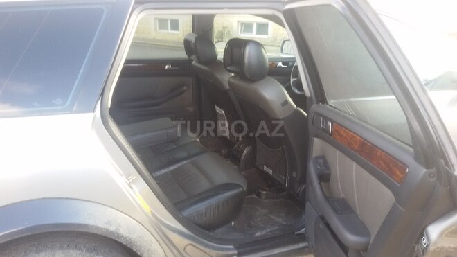 Audi A6 allroad 2002, 190,000 km - 2.7 l - Sumqayıt