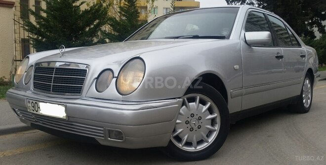 Mercedes E 230 1998, 345,000 km - 2.3 l - Bakı