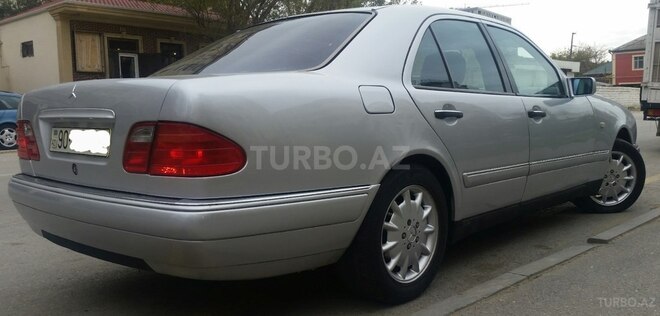 Mercedes E 230 1998, 345,000 km - 2.3 l - Bakı