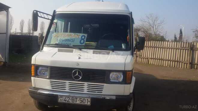 Mercedes 208 D 1998, 35,880 km - 2.5 l - Lənkəran