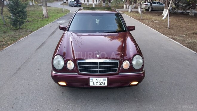 Mercedes E 230 1995, 373,500 km - 2.3 л - Sumqayıt