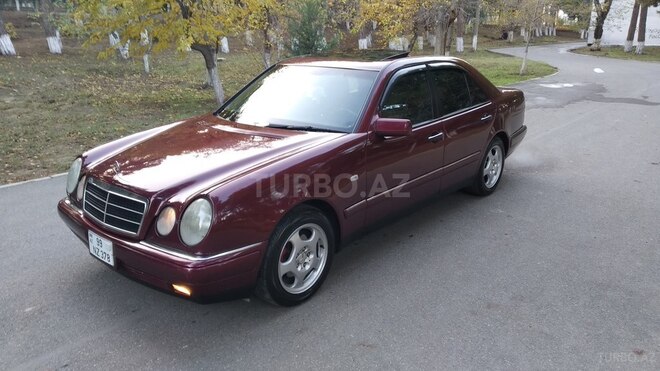 Mercedes E 230 1995, 373,500 km - 2.3 л - Sumqayıt