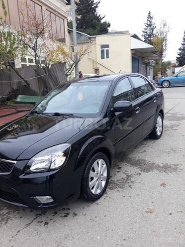 Kia Rio 2011, 850,000 km - 1.6 л - Bakı