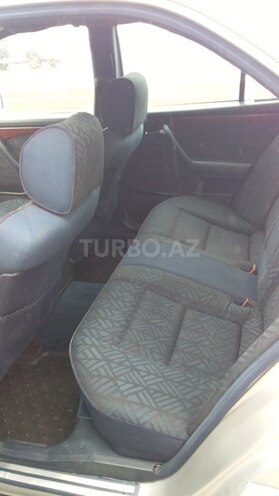Mercedes C 220 1994, 268,457 km - 2.2 l - Bakı