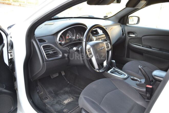 Chrysler 200 2012, 130,000 km - 2.4 l - Bakı