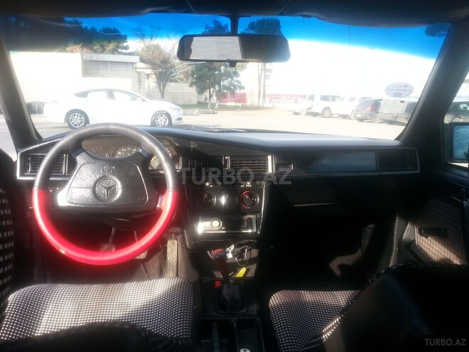 Mercedes 190 1992, 333,000 km - 1.8 l - Sumqayıt