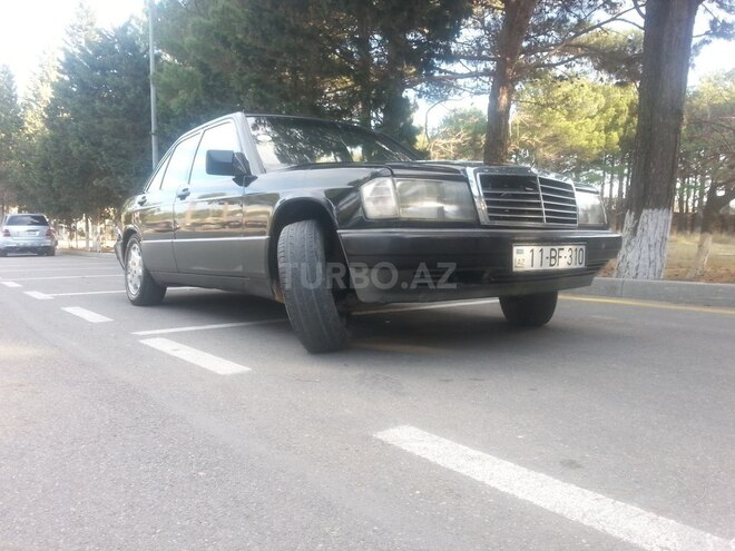 Mercedes 190 1992, 333,000 km - 1.8 l - Sumqayıt