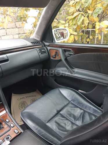 Mercedes E 320 2000, 222,000 km - 3.2 l - Bakı