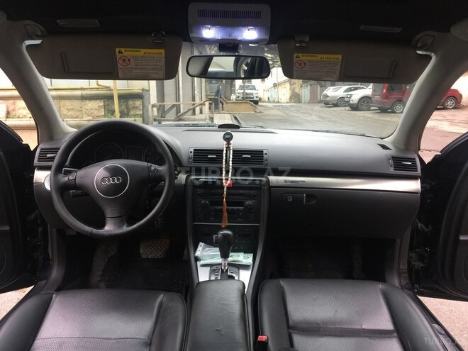 Audi A4 2002, 195,411 km - 1.8 l - Bakı