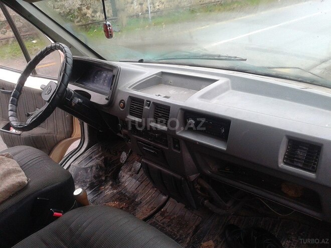 GAZ Volga Siber 2000, 20,000 km - 2.0 l - Balakən