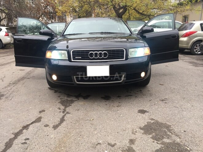 Audi A4 2002, 195,411 km - 1.8 l - Bakı