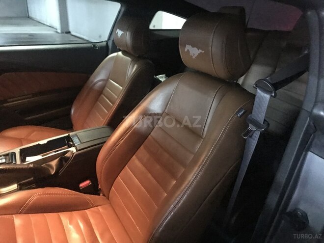Ford Mustang 2013, 81,000 km - 3.7 l - Bakı