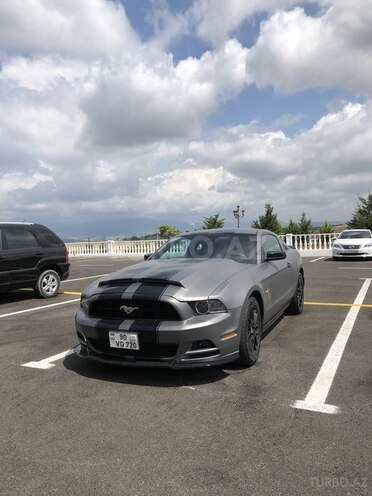 Ford Mustang 2013, 81,000 km - 3.7 l - Bakı