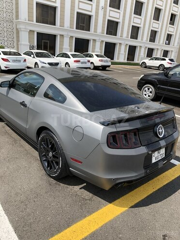 Ford Mustang 2013, 81,000 km - 3.7 l - Bakı