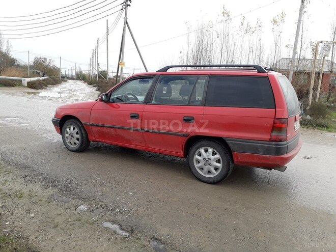 Opel Astra 1996, 223,200 km - 1.8 l - Bakı