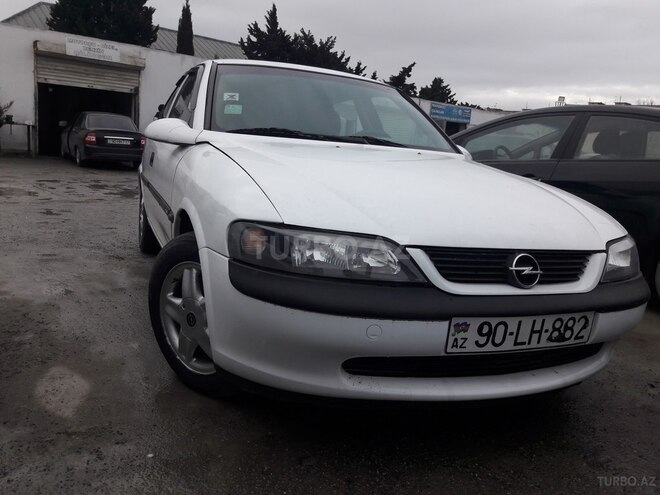 Opel Vectra 1998, 280,000 km - 2.0 л - Bakı
