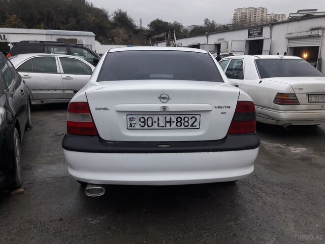 Opel Vectra 1998, 280,000 km - 2.0 л - Bakı