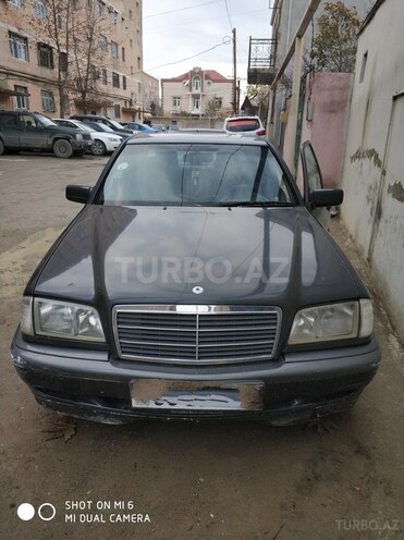Mercedes C 220 2000, 310,200 km - 2.2 l - Xırdalan