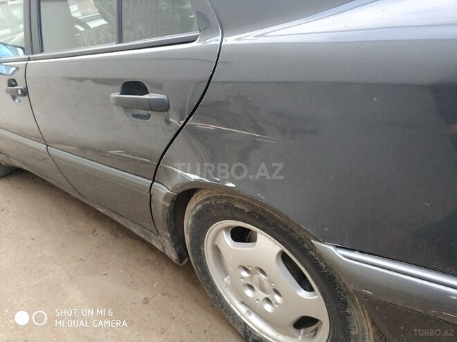 Mercedes C 220 2000, 310,200 km - 2.2 l - Xırdalan