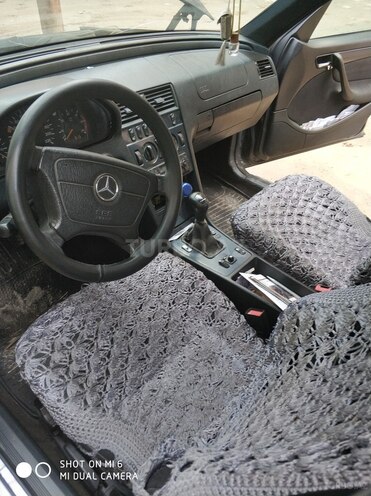 Mercedes C 220 2000, 310,200 km - 2.2 l - Xırdalan