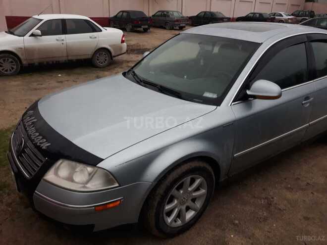 Volkswagen Passat 2003, 220,000 km - 2.0 л - Sumqayıt