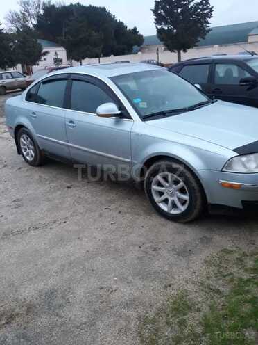 Volkswagen Passat 2003, 220,000 km - 2.0 л - Sumqayıt