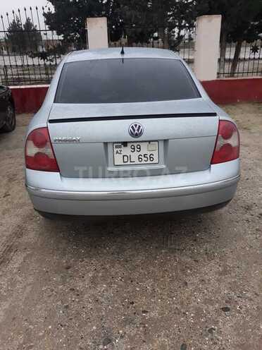 Volkswagen Passat 2003, 220,000 km - 2.0 л - Sumqayıt