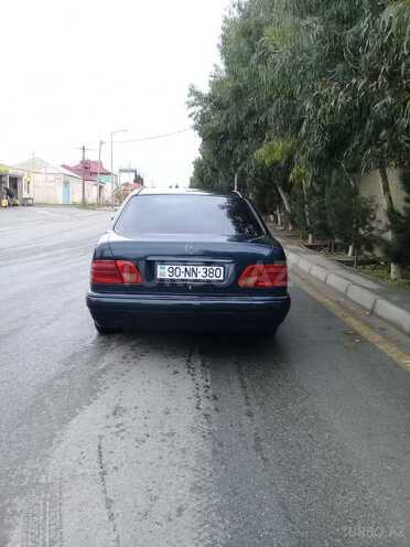 Mercedes E 230 1998, 354,786 km - 2.3 l - Bakı