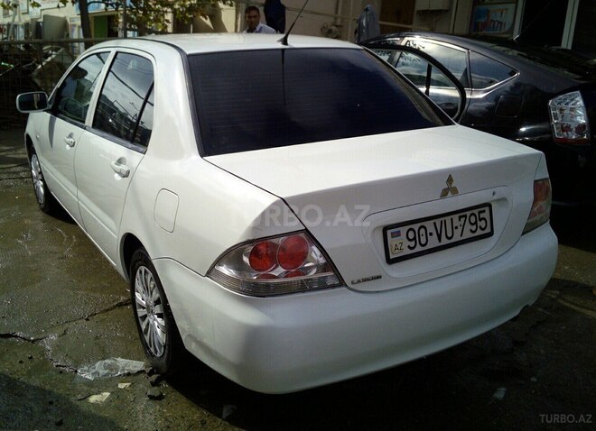 Mitsubishi Lancer 2007, 307,000 km - 1.3 l - Bakı