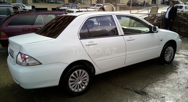Mitsubishi Lancer 2007, 307,000 km - 1.3 l - Bakı