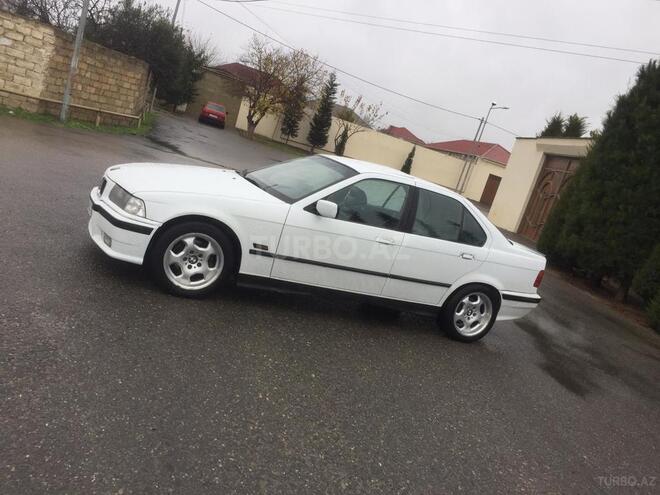 BMW 318 1992, 235,863 km - 1.8 l - Bakı