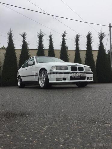 BMW 318 1992, 235,863 km - 1.8 l - Bakı