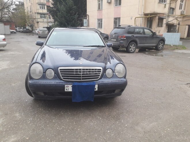 Mercedes E 240 1999, 349,000 km - 2.4 л - Bakı