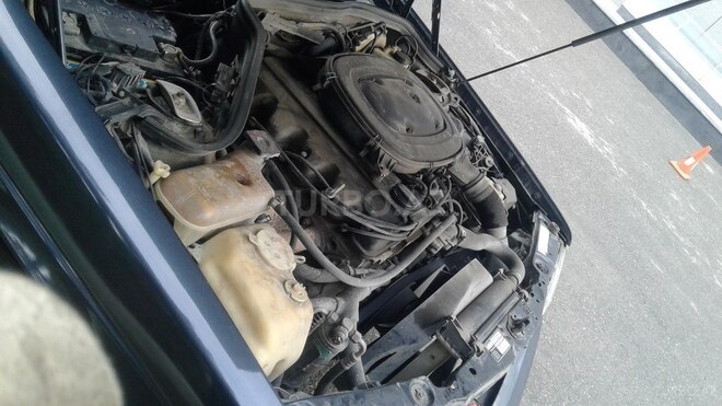 Mercedes 190 1992, 321,521 km - 2.0 l - Bakı