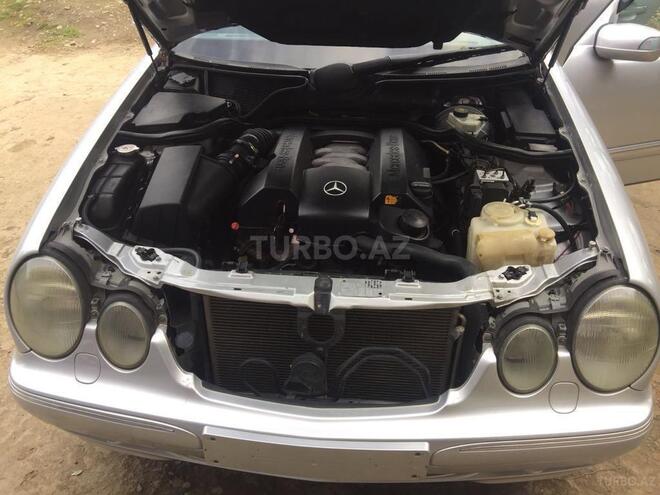 Mercedes E 240 2000, 199,944 km - 2.6 l - Masallı