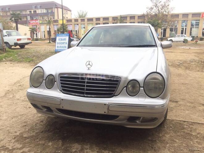 Mercedes E 240 2000, 199,944 km - 2.6 l - Masallı
