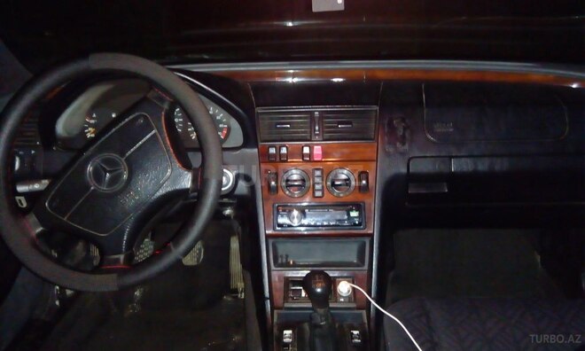 Mercedes C 180 1995, 380,000 km - 1.8 л - Bakı