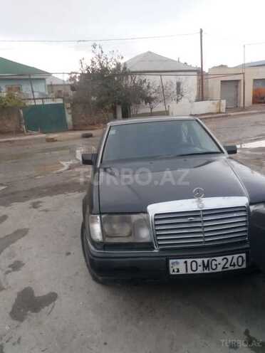 Mercedes E 250 1990, 355,744 km - 2.5 л - Bakı