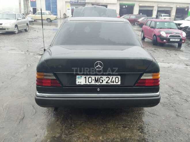 Mercedes E 250 1990, 355,744 km - 2.5 л - Bakı