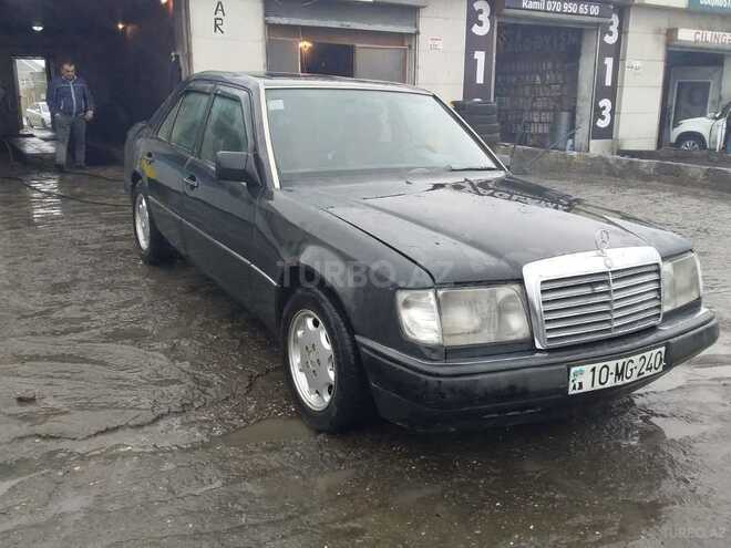 Mercedes E 250 1990, 355,744 km - 2.5 л - Bakı