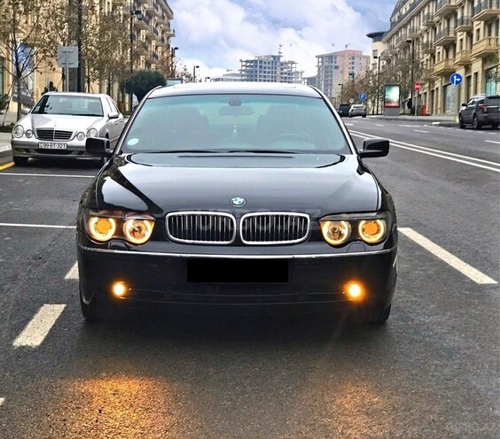 BMW 745 2002, 270,000 km - 4.4 л - Bakı