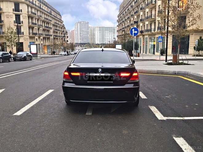 BMW 745 2002, 270,000 km - 4.4 л - Bakı