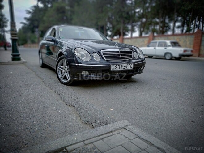 Mercedes E 240 2004, 261,000 km - 2.6 л - Ağstafa